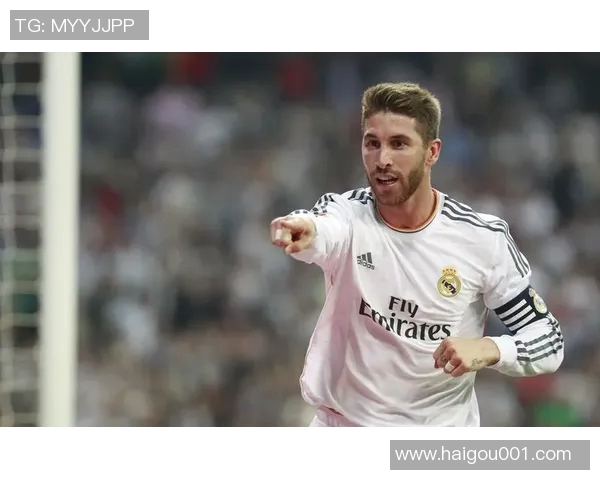 厄基尔足球明星高清图片欣赏与个人生涯精彩瞬间回顾